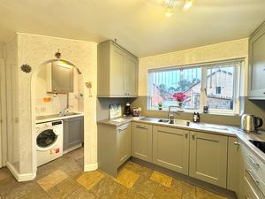 Photo 15- click for photo gallery